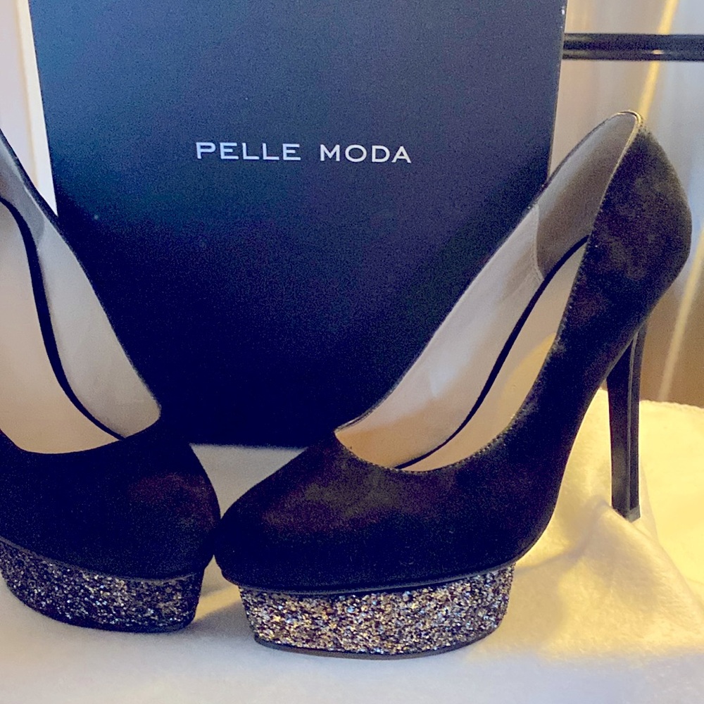 Pelle Moda Ladies Suede  Rhinestone Wedge Pump Front.